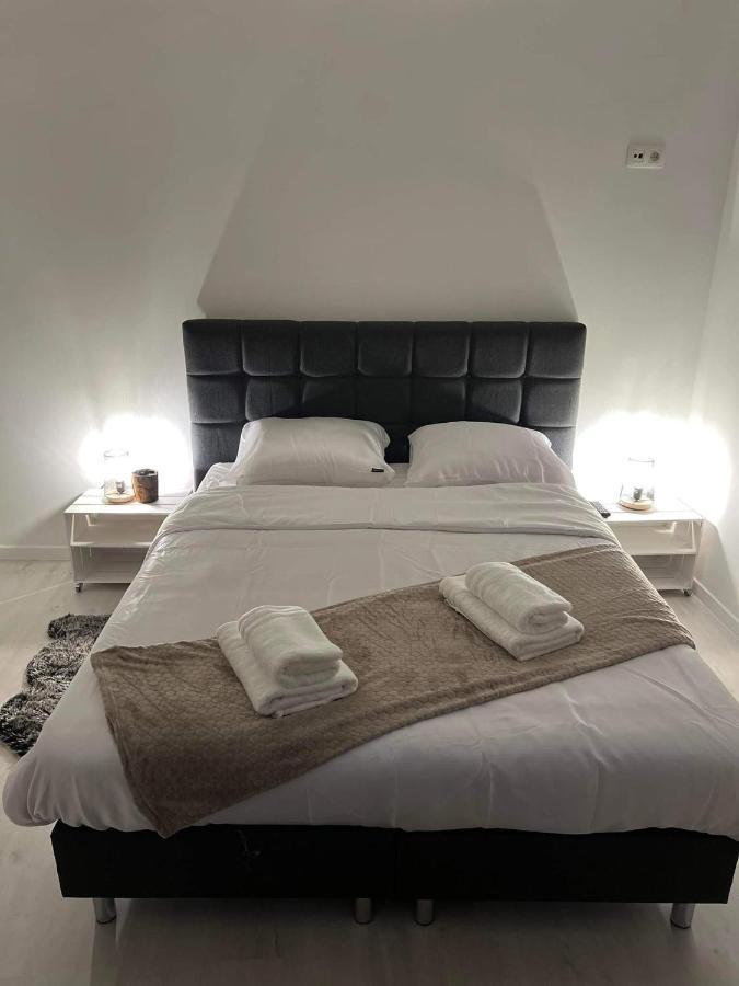 Ruime Luxe Kamer In Centrum Brugge Met Badkamer! Екстериор снимка